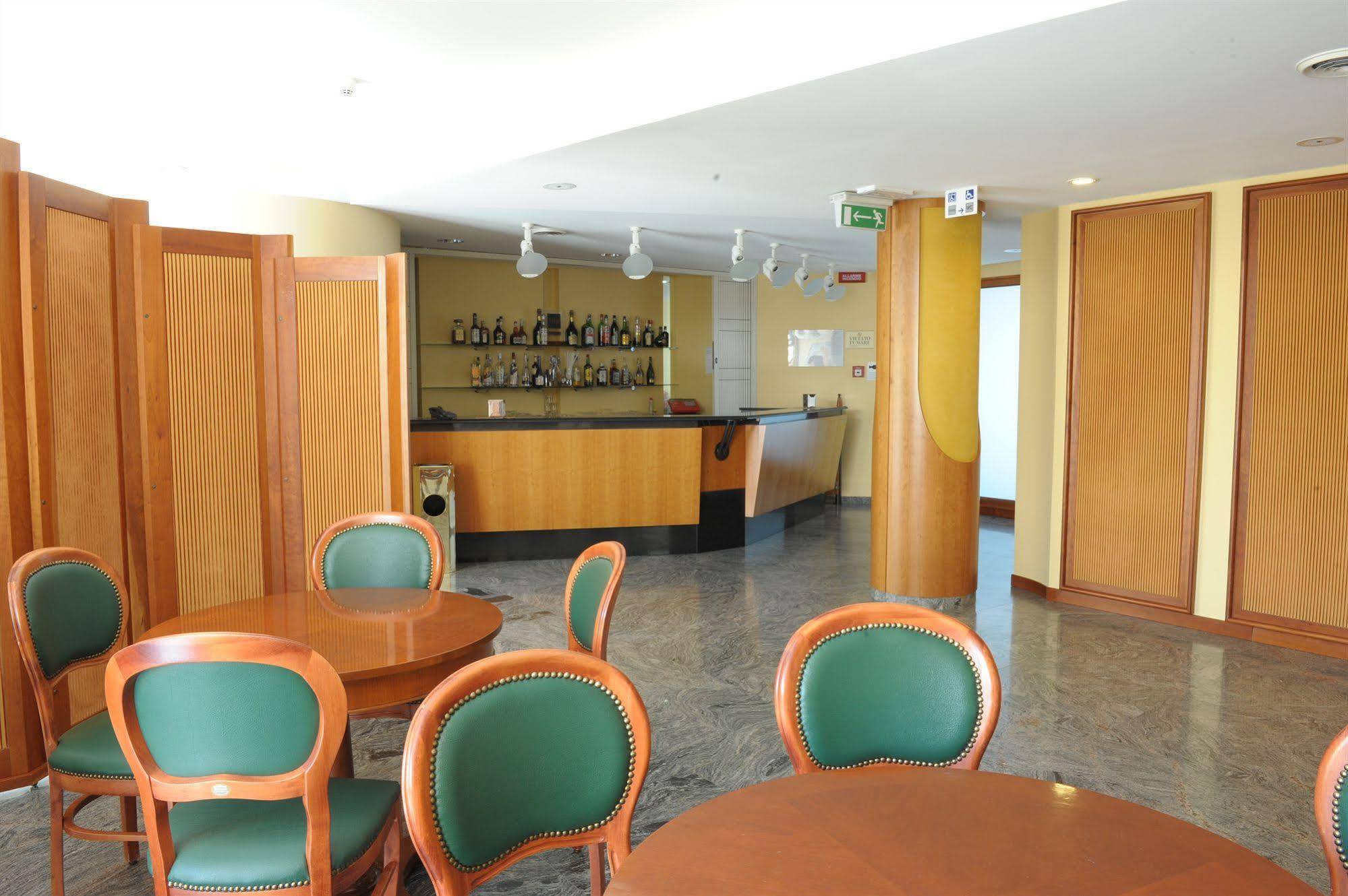 Hotel Svevo Gioia Del Colle Exteriér fotografie